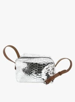 LE MINI SOHNA - Leren Schoudertas Met Motief In Reliëf | Zilver